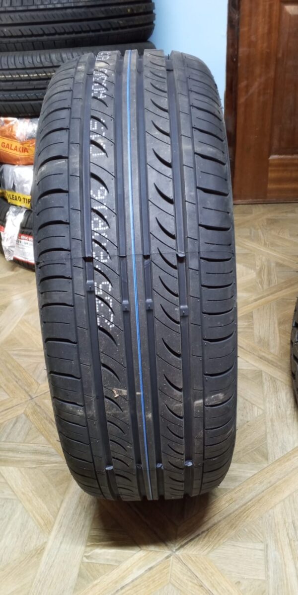 235/60r16