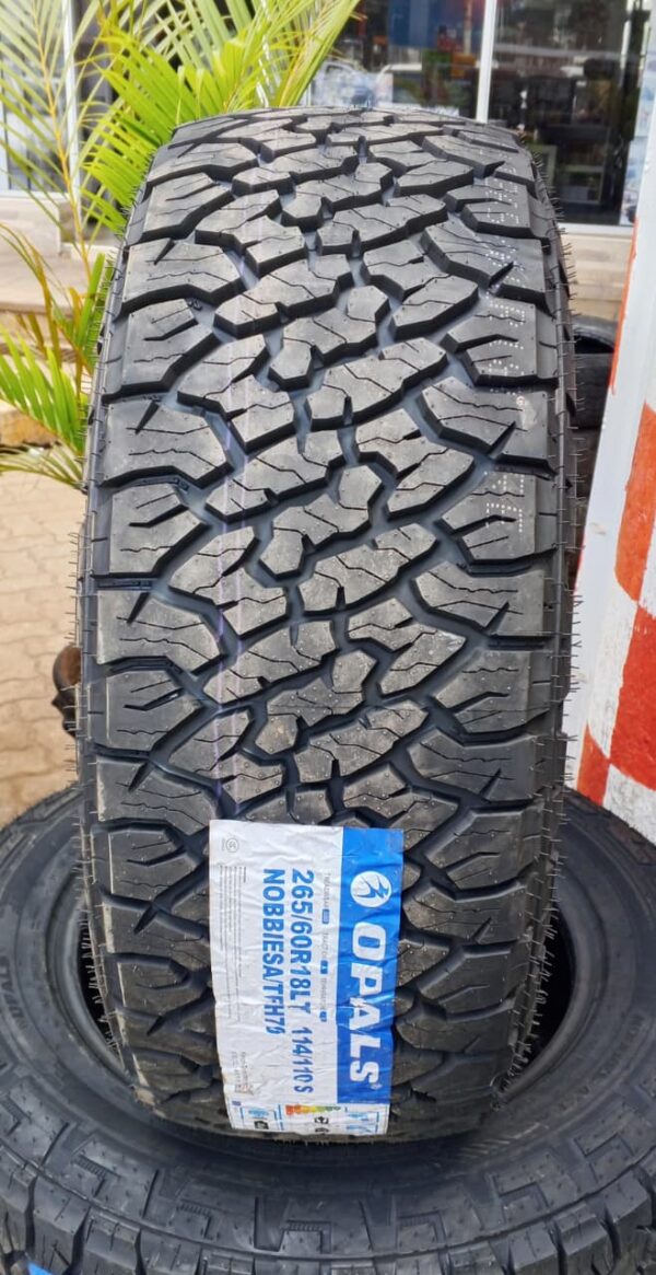 Opals 265/60R18 LT