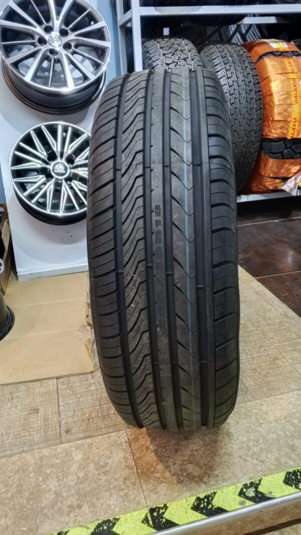 225/60R18 TORQUE