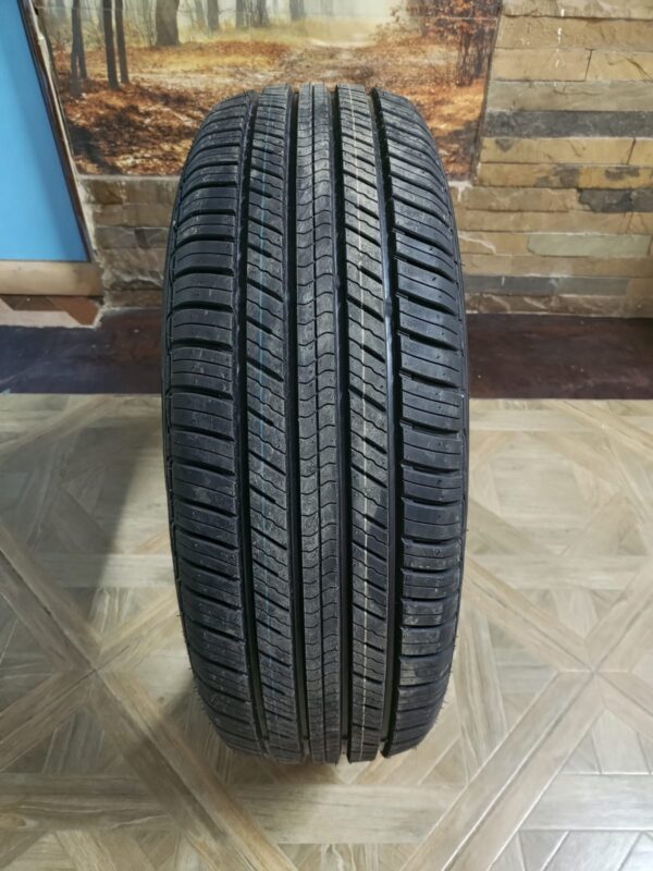 225/60R18 Double King Tyres