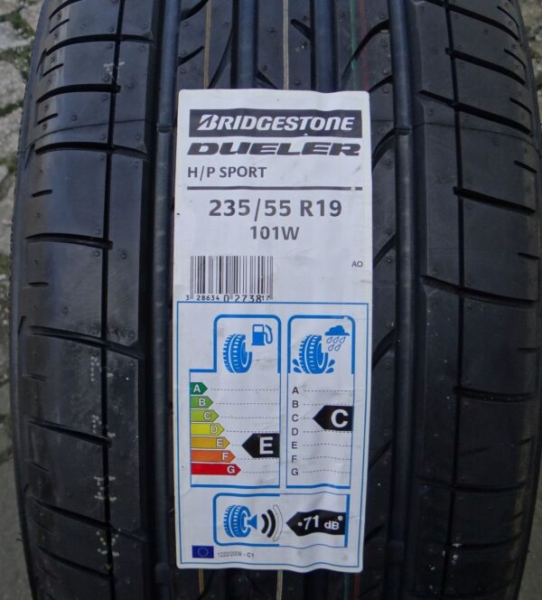 235/55 R19 Bridgestone Dueler tyre