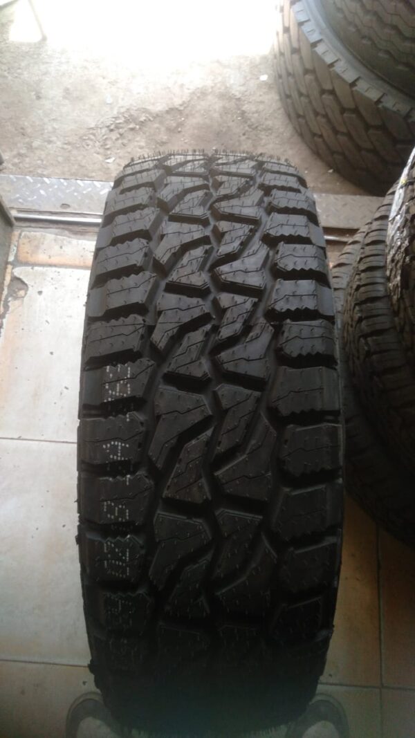 225/65R17 Spider R/T Tyres