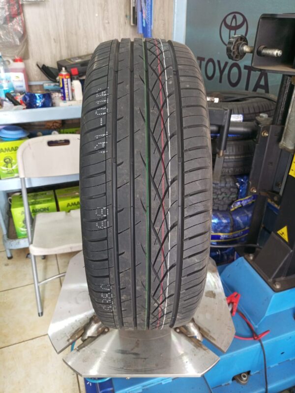 Comforser 225/65R18 tyres