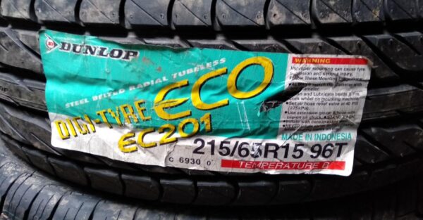 215/65 R15 Dunlop Tyres