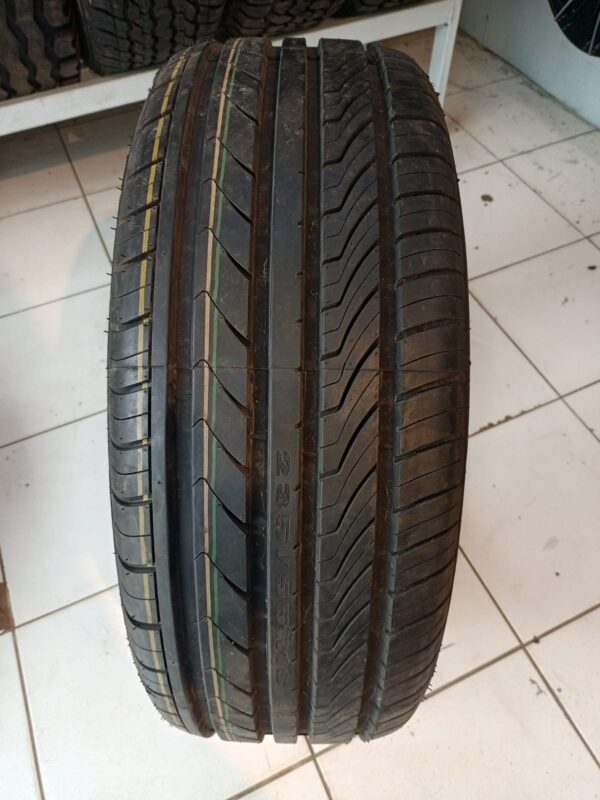 235/55R17 Torque Tyres