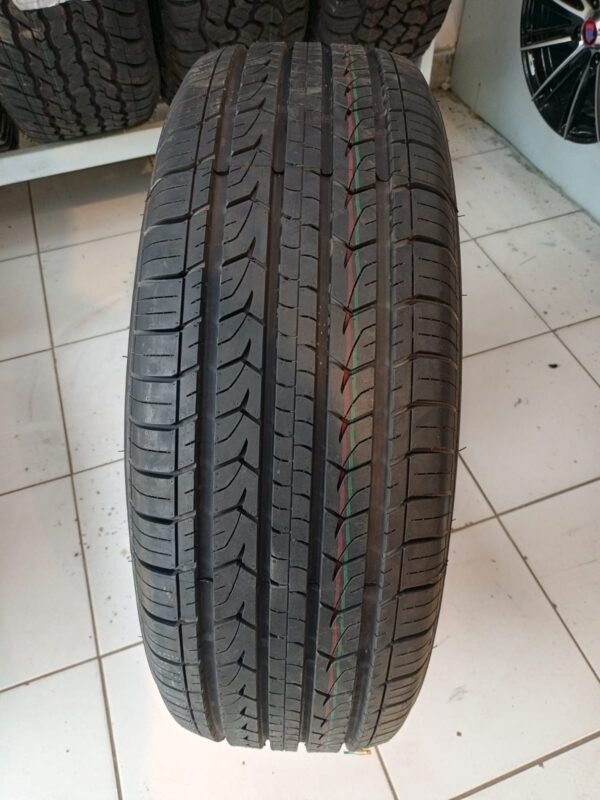 235/65R17 Torque tyre