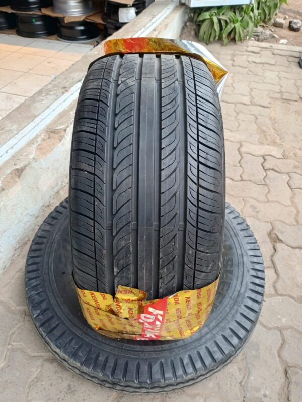 255/45R18 103W Kenda KR32 Tyre